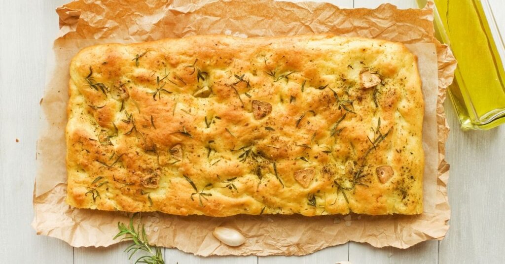 Focaccia, delikatesse blandt de typiske retter i Italien