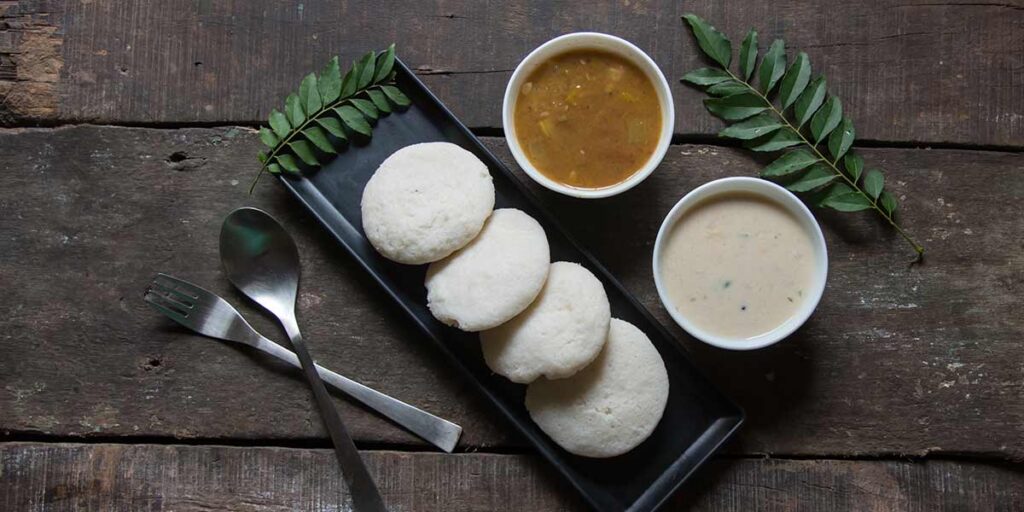 Sydindisk mad, Idlis og Sambar